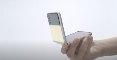 Galaxy Z Flip 3はイヤホンジャック非搭載。接続方法を解説